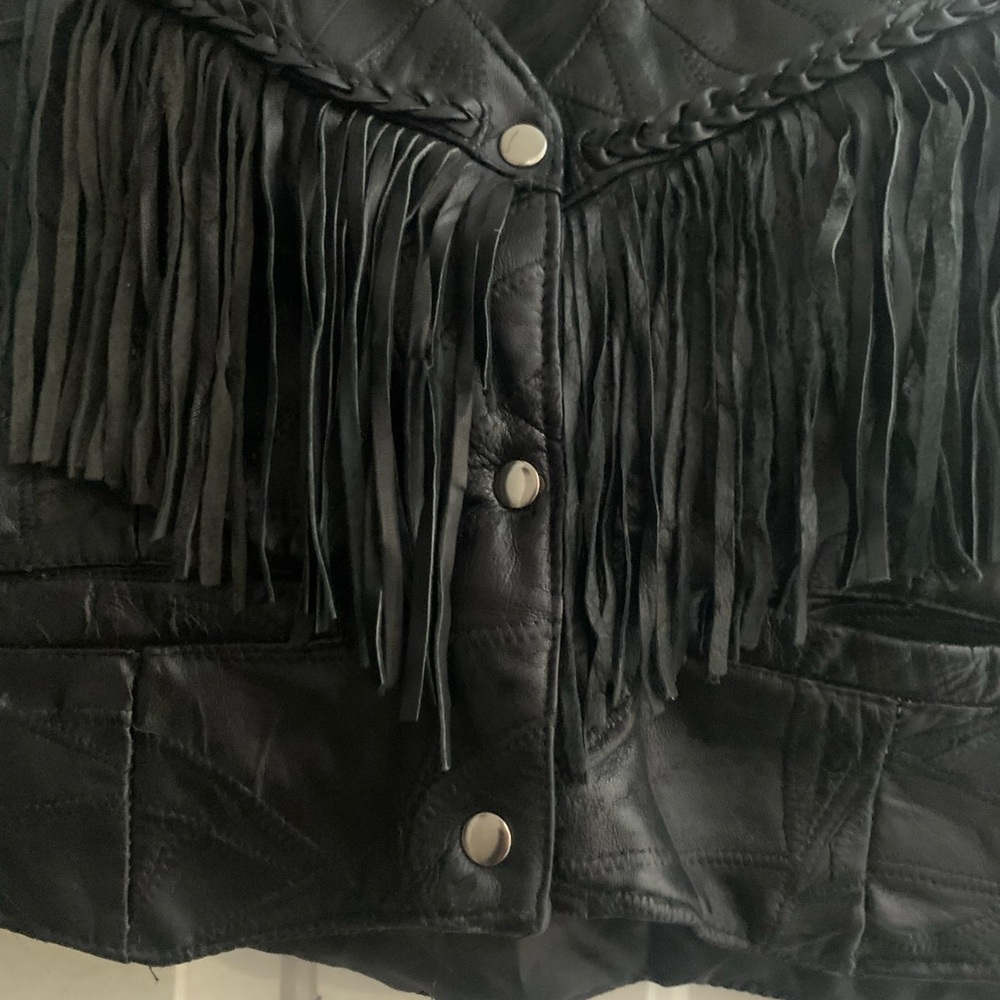 Genuine Leather Women's Fringe Vest - Picture 4 of 15